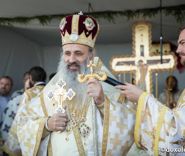 „Toți oamenii sunt chemați să-l cunoască pe Hristos în strălucirea Feței Sale”