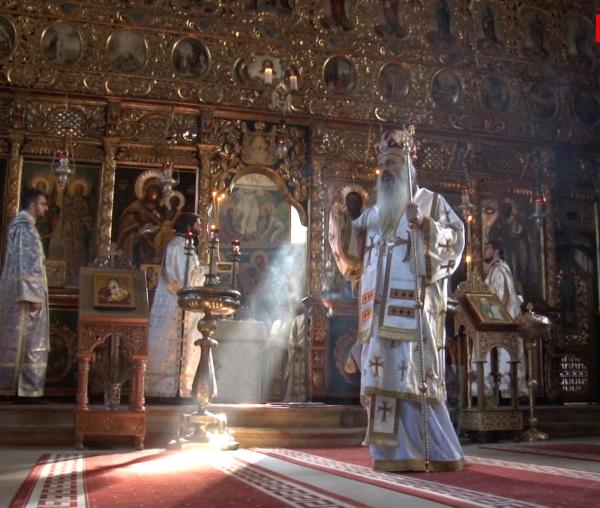 (Video) Voluntarii ITOM 2018, la Sfânta Liturghie Arhierească de la biserica Sfântul Sava din Iași
