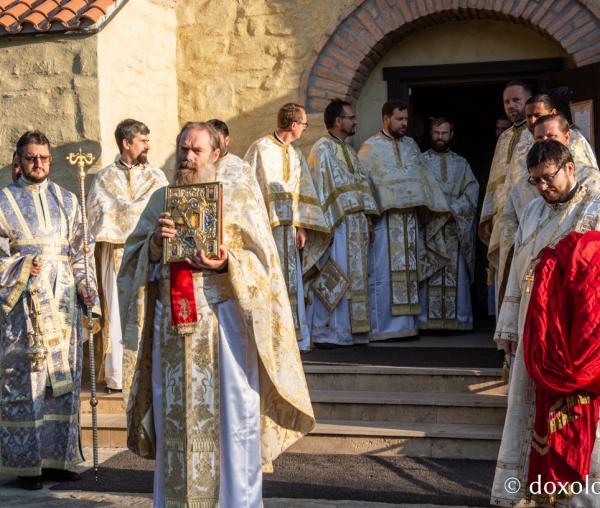 (Foto) Voluntarii ITOM 2018, la Sfânta Liturghie Arhierească