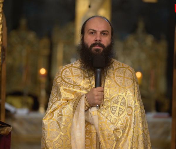 (Video) „Fac politică, fac politica familiei și mă bucur de lucrul acesta!” - Arhim. Hrisostom Rădășanu