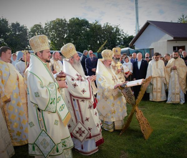 (Video) Sfințire de biserică la Dondușeni, Republica Moldova