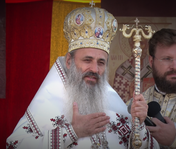 (Video) „Să păstrăm valorile sfinte ale familiei” - IPS Teofan
