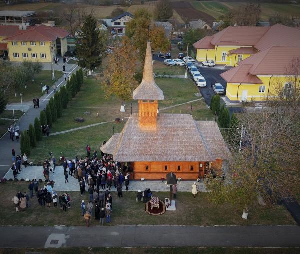 (Video) A fost sfințită biserica Centrului  de Recuperare  a Persoanelor cu Handicap  din Păstrăveni-Neamț