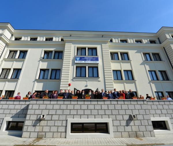 (Foto) Sfințirea Căminului „Buna Vestire” de la Facultatea de Teologie Ortodoxă din Iași