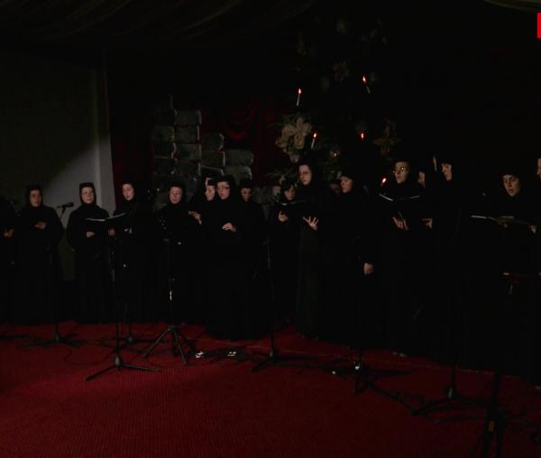 (Video) „Nani, suflet de zăpadă” - colind de Andrei Ciurunga