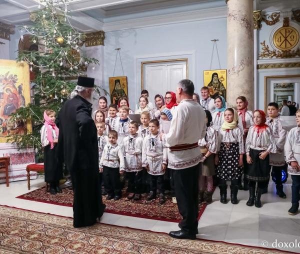 Colindători la Reședința Mitropolitană 2018 – Parohia „Sfânta Treime” Frenciugi