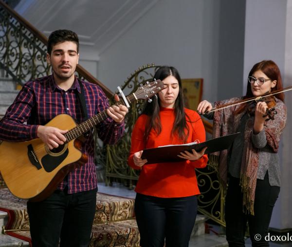 Colindători la Reședința Mitropolitană 2018 – Grupul vocal-instrumental (Mălina Calamz)