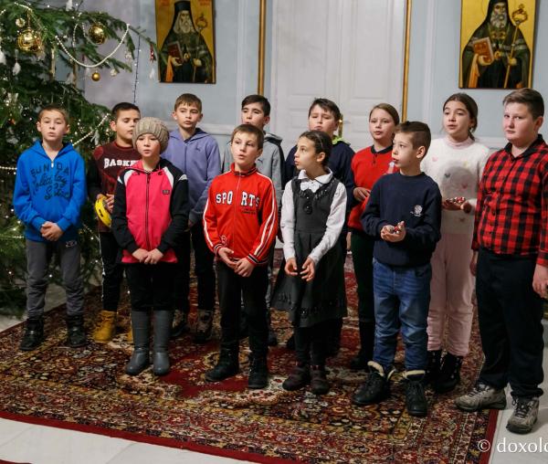 Colindători la Reședința Mitropolitană 2018 – Școala Gimnazială „Aron Vodă” Aroneanu (prof. Adriana Munteanu)