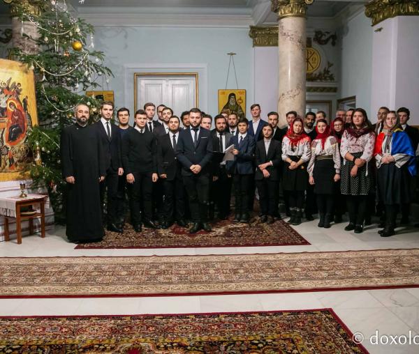 Colindători la Reședința Mitropolitană 2018 – Studenții de la Facultatea de Teologie din Iași, anul I