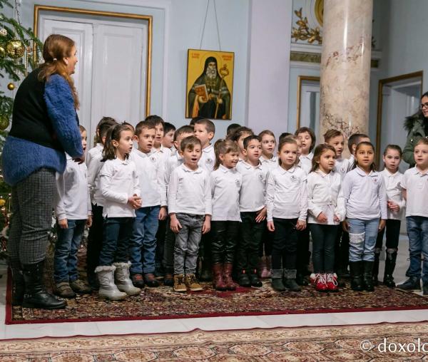 Colindători la Reședința Mitropolitană 2018 – Şcoala „George Călinescu” Iași (prof. Elena Dorneanu)