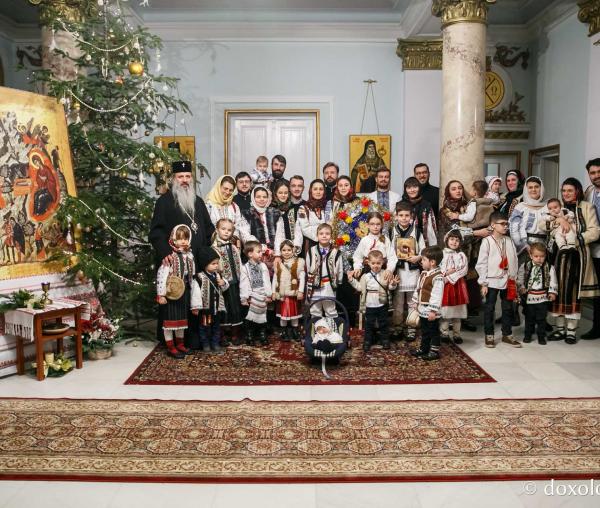 Colindători la Reședința Mitropolitană 2018 – Corul diaconilor și cântăreților de la Catedrala Mitropolitană din Iași