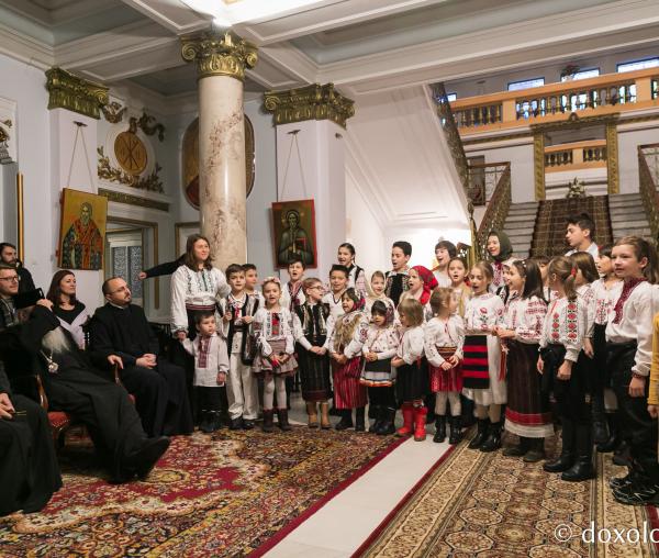 Colindători la Reședința Mitropolitană 2018 – Parohia „Sfântul Nectarie” Iaşi