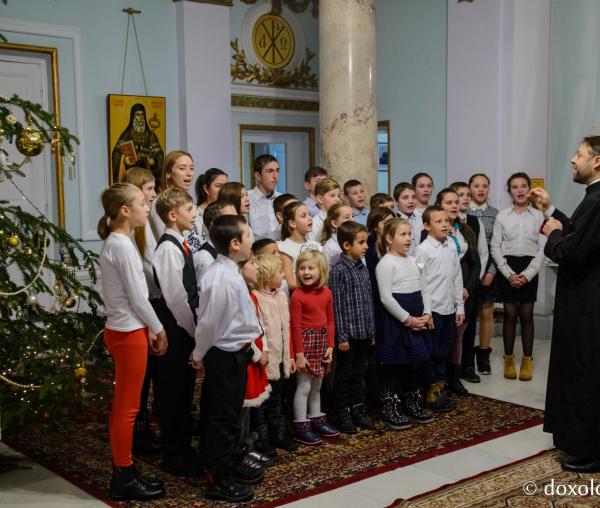 Colindători la Reședința Mitropolitană 2018 – Parohia Movileni