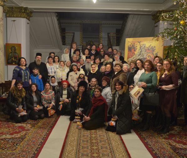 (Video) „Sărbătorim Crăciunul împreună” - Societatea Ortodoxă a Femeilor Române