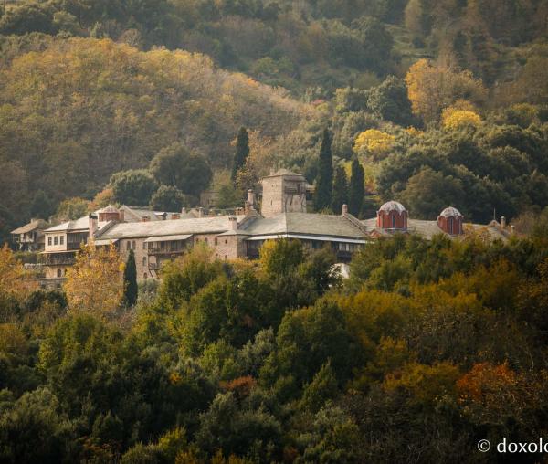 (Foto) Mănăstirea Cutlumuş – Lavra de odinioară a Ţării Româneşti
