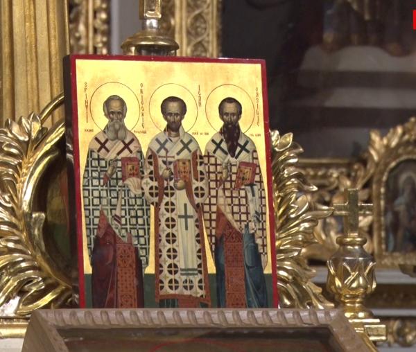 (Video) Hramul Facultății de Teologie Ortodoxă sărbătorit la Catedrala Mitropolitană din Iași