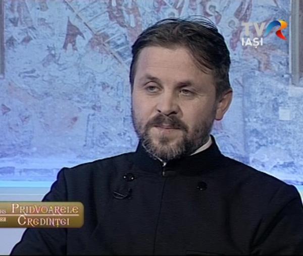 (Video) „În Iordan Botezându-te Tu Doamne” - Pridvoarele Credinței
