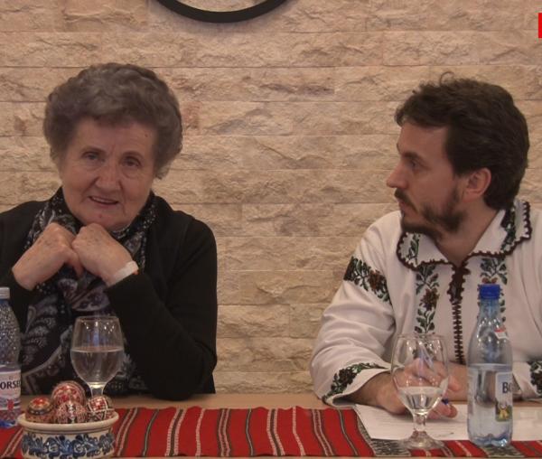 (Video) Încondeierea ouălor și pregătirea păștii – activități din Joia Mare