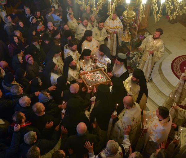 (Video) Parastas de 7 ani pentru Părintele Teofil la Mănăstirea Pângărați