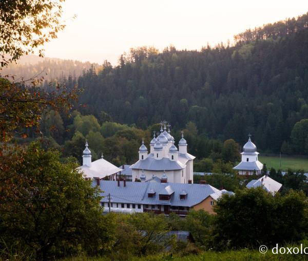 (Foto) Mănăstirea Horaița ‒ arhitectură unică în țară