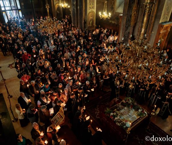 (Foto) Prohodul Domnului – Sfânta și Marea Sâmbătă
