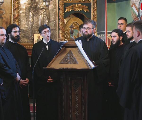 (Video) Corul Psaltic „Sfântul Ioan Damaschin” - Slavă la Duminica Stâlpărilor, Stihirile de seară, glas 6