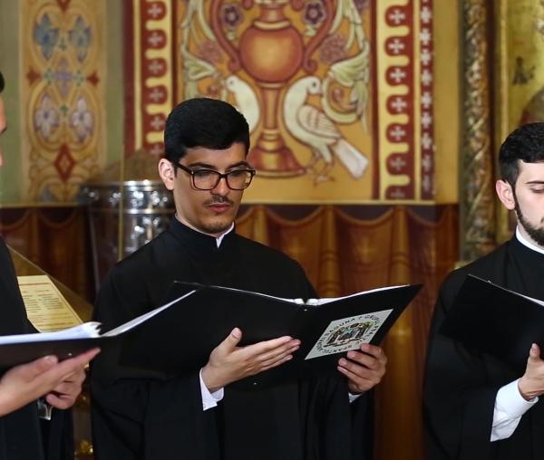 (Video) Grupul Psaltic „Andrei Șaguna” (Sibiu) - „Astăzi harul Sfântului Duh...” - Slava de la Stihoavna Vecerniei Intrării Domnului în Ierusalim
