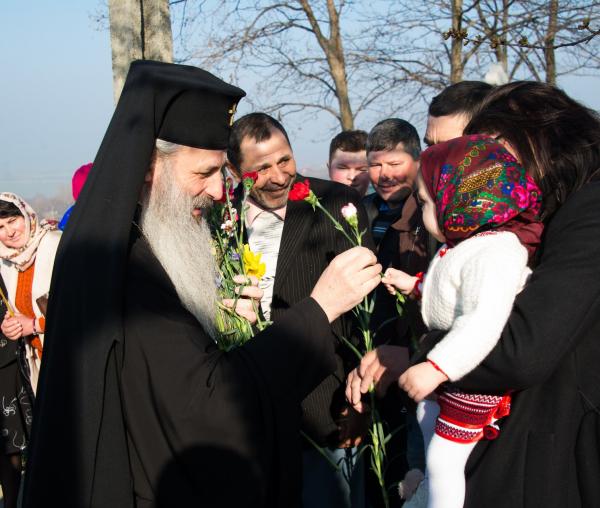 (Foto) Liturghie și vizite arhierești în Protopopiatul Iași 1