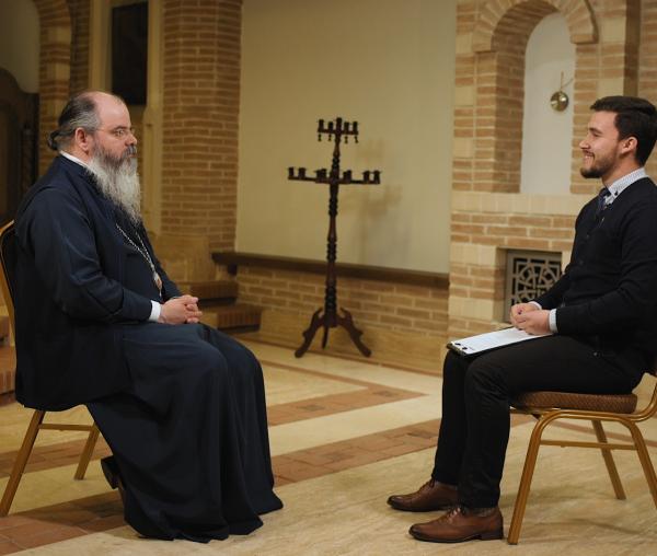 (Video) Comunicarea cea de toate zilele – interviu cu PS Ignatie despre legătura cu oamenii și cu Dumnezeu