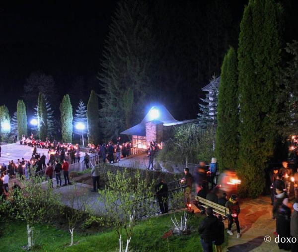 (Foto) Zile de Paști la Mănăstirea Sihăstria