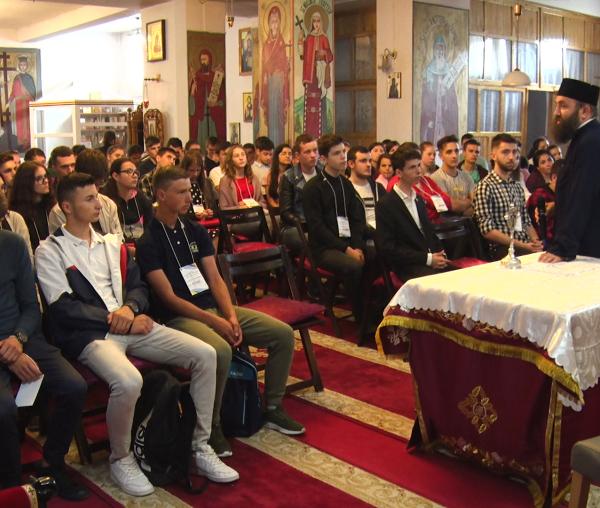 (Video) Întâlnirea tinerilor din Protopopiatul Piatra Neamț la a V-a ediție