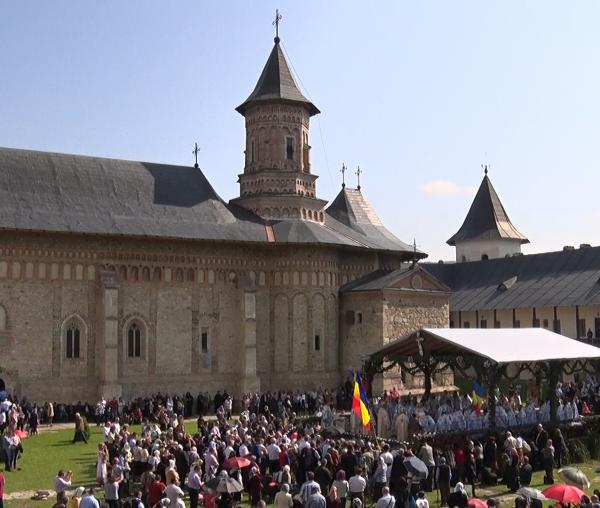 (Video) Înălțarea Domnului – Hramul Mănăstirii Neamț