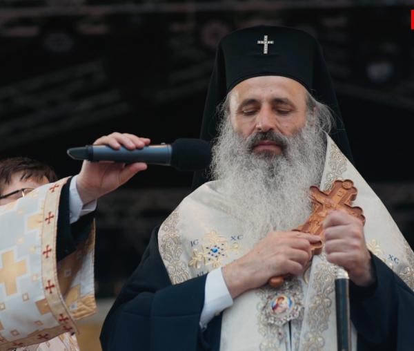 (Video) Înaltpreasfințitul Teofan, Mitropolitul Moldovei și Bucovinei: „Procesiunea în Biserică este o formă de mărturisire”