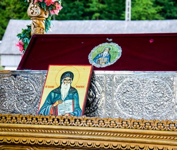Vecernia Sfântului Cuvios Onufrie de la Vorona