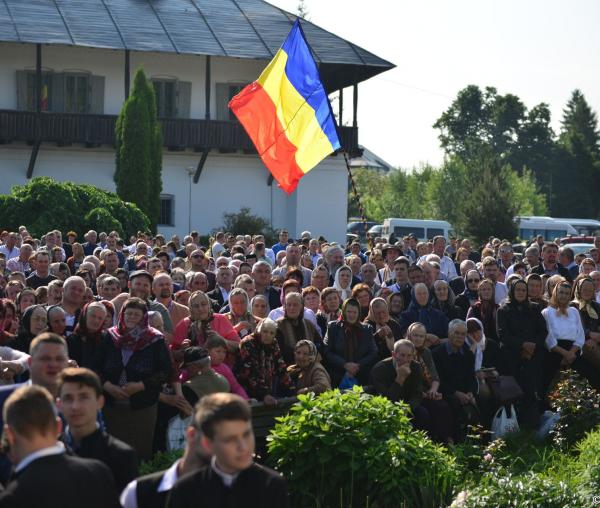 (Foto) Sfânta Liturghie Arhierească de hramul Mănăstirii Neamț – 2019