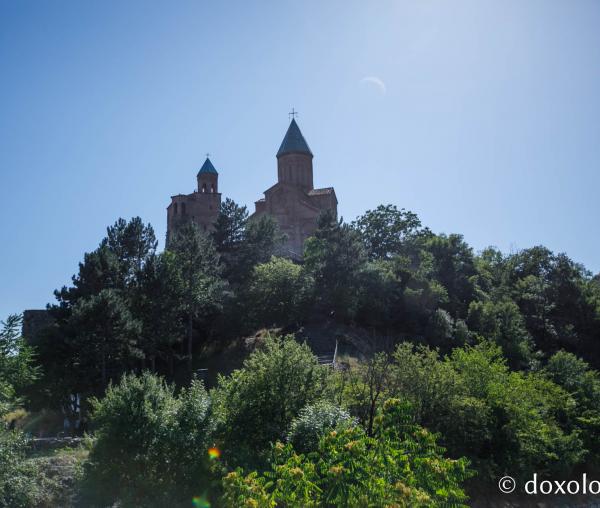 (Foto) Paşi de pelerin la Biserica Gremi – Georgia