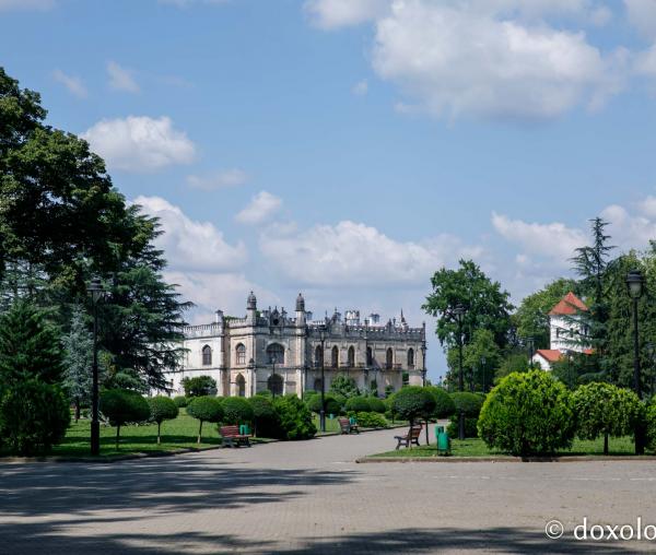 (Foto) Închinare la Cămașa Maicii Domnului – Zugdidi, Georgia