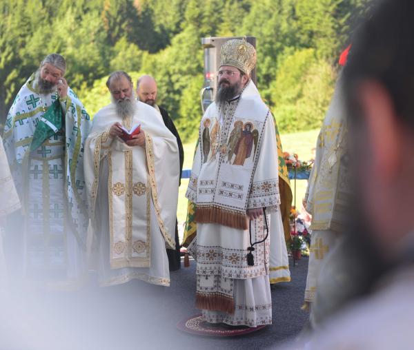 (Video) Cuvântul de învățătură al PS Macarie, la sfințirea bisericii Schitului Pocrov (Neamț)
