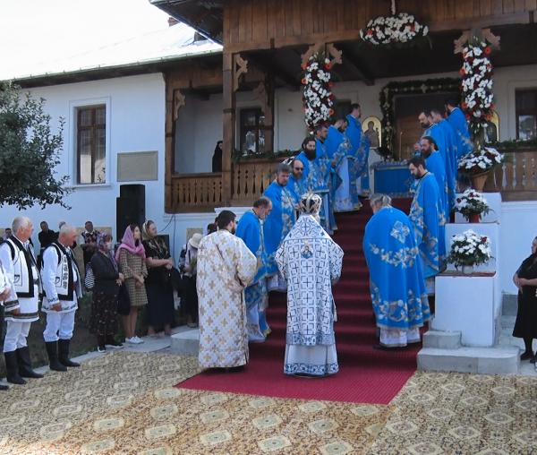 (Video) Sărbătoarea Nașterii Maicii Domnului – hramul Mănăstirii Vorona din județul Botoșani
