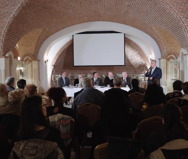 (Video) Lansarea DVD-ului „Chemări spre mântuire – pelerini la Sfânta Parascheva”