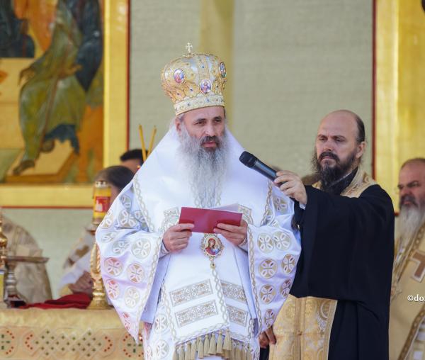 (Video) „Pelerinajul se trăiește, se descoperă, se constată, el nu se explică rațional” – IPS Teofan