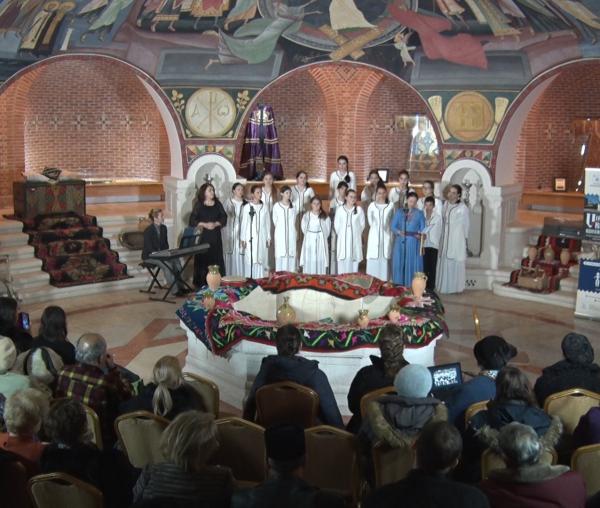 (Video) Concert coral tradițional la Muzeul Mitropolitan din Iași