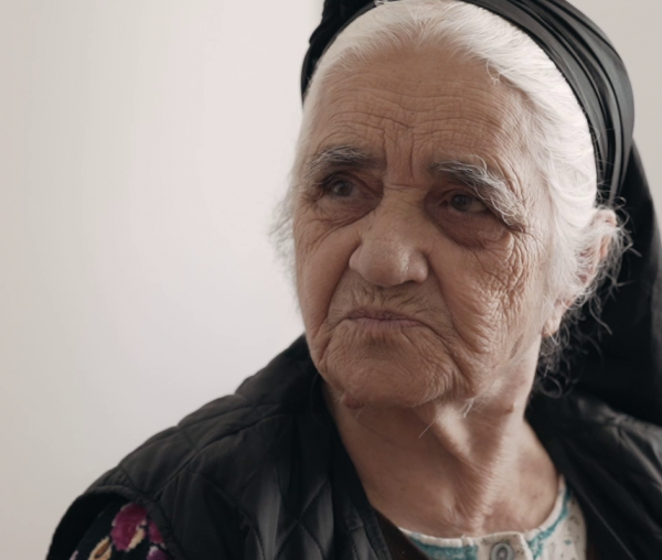 (Video)  Mai aproape de Dumnezeu, în paraclisul Centrului pentru persoane vârstnice „Cuvioasa Nazaria”, Văratec
