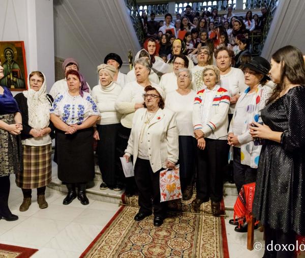 Centrul de bătrâni „Sfântul Iosif cel Milostiv” – Colindători la Reședința Mitropolitană 2019