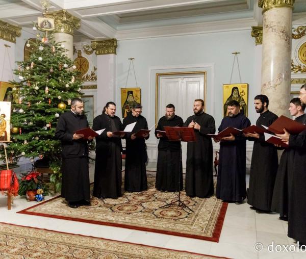 Corul „Mitropolit Visarion Puiu” al Episcopiei de Bălți – Colindători la Reședința Mitropolitană 2019
