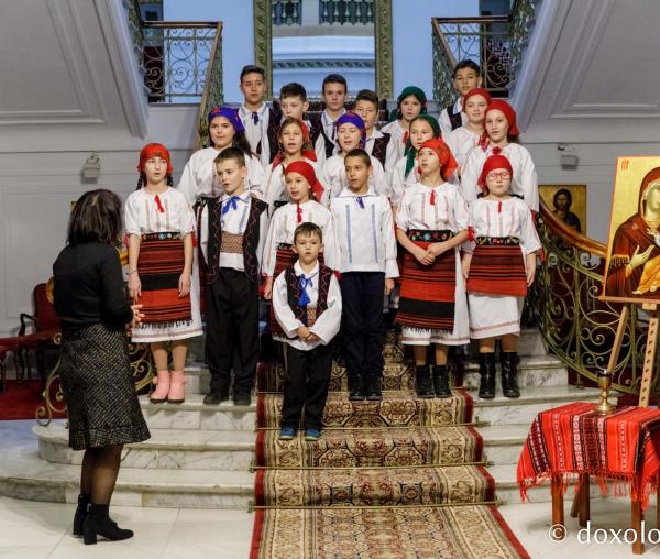 Fundația „Solidaritate și Speranță” – Colindători la Reședința Mitropolitană 2019