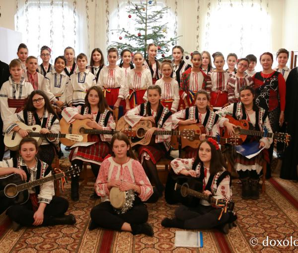 Școlile Dochia și Bodești – Colindători 2019