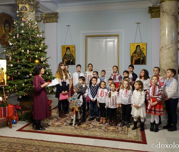 Parohia Voinești – Colindători la Reședința Mitropolitană 2019