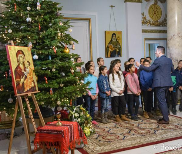 Școala gimnazială Voinești – Colindători la Reședința Mitropolitană 2019