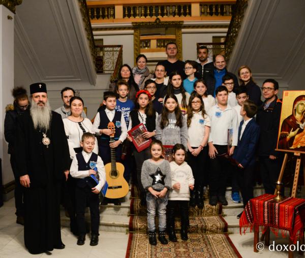 Școala „Titu Maiorescu”, clasa a V-a – Colindători la Reședința Mitropolitană 2019
